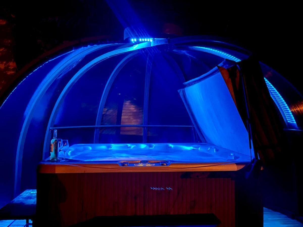 Pampelonne Gite De Pampe Lune & Spa מראה חיצוני תמונה